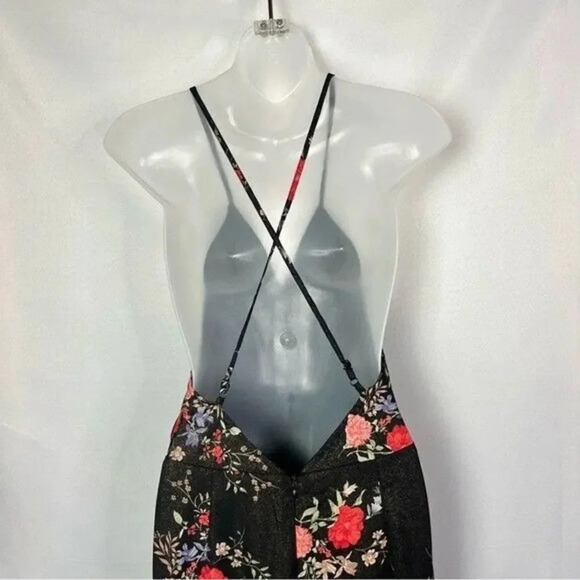 Le Lis Black Floral Open Back Jumpsuit M - Picture 5 of 6